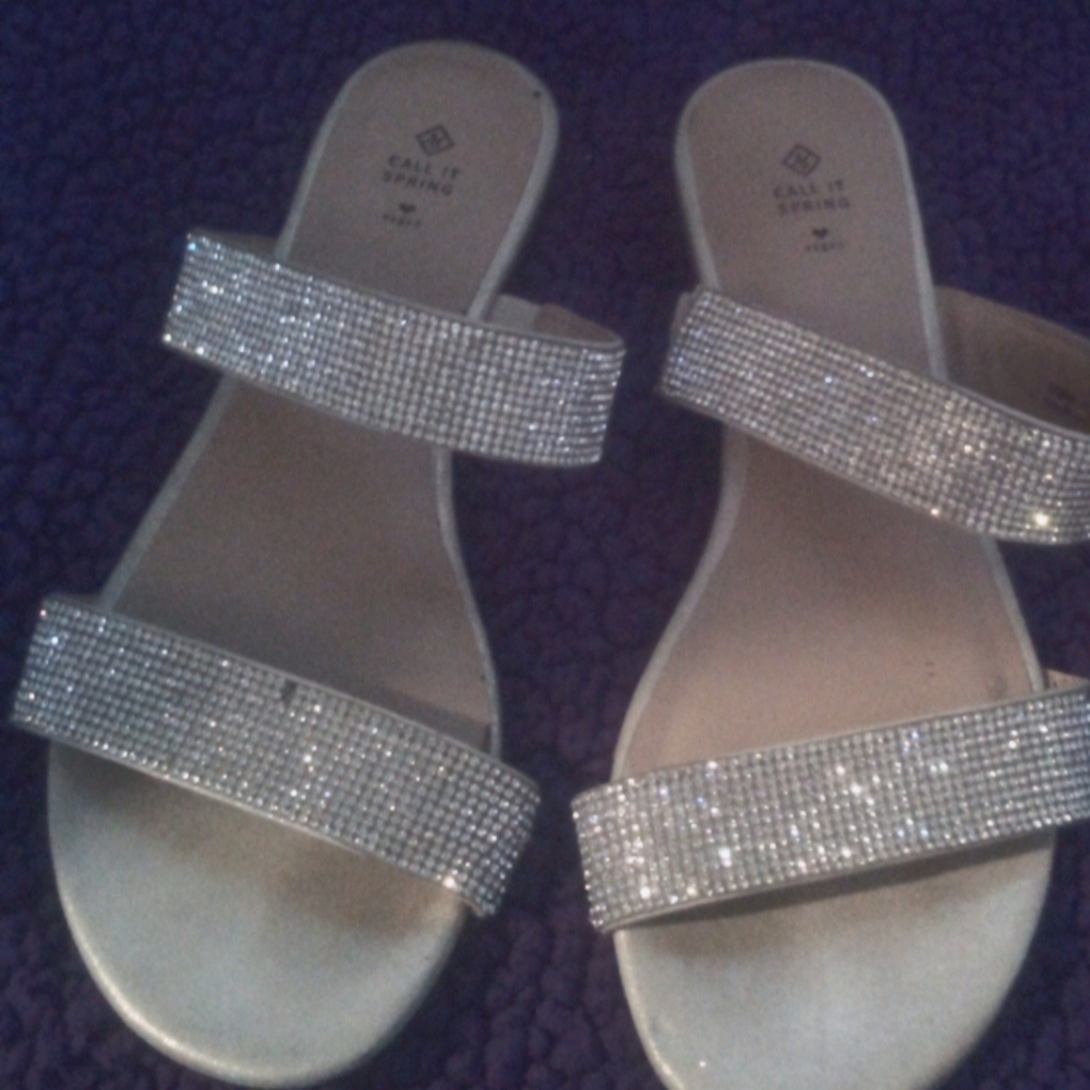 Sandles